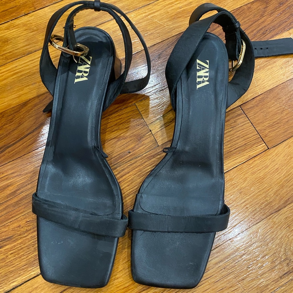 Zara Black Leather Minimalist Block Heels Sandals Shoes Size 8.5